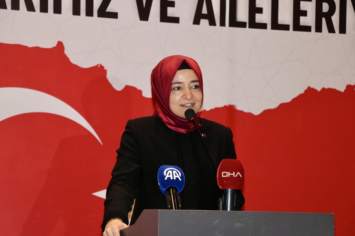 AK Parti Genel Başkan Yardımcısı Fatma Betül Sayan Kaya, 2025 aile yılı dolayısıyla şehit aileleri...
