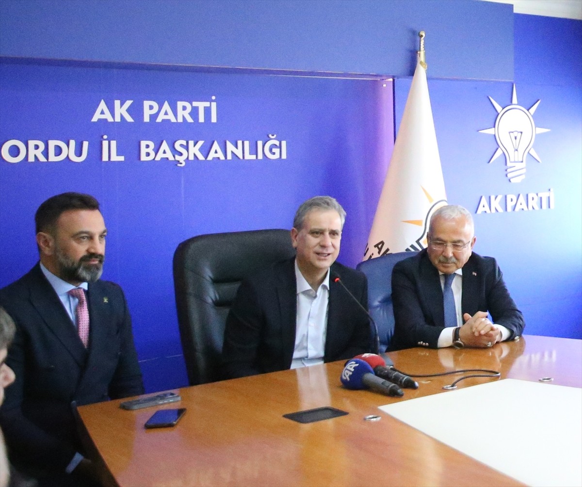 AK Parti Genel Başkan Yardımcısı ve İnsan Hakları Başkanı Hasan Basri Yalçın, çeşitli programlara...