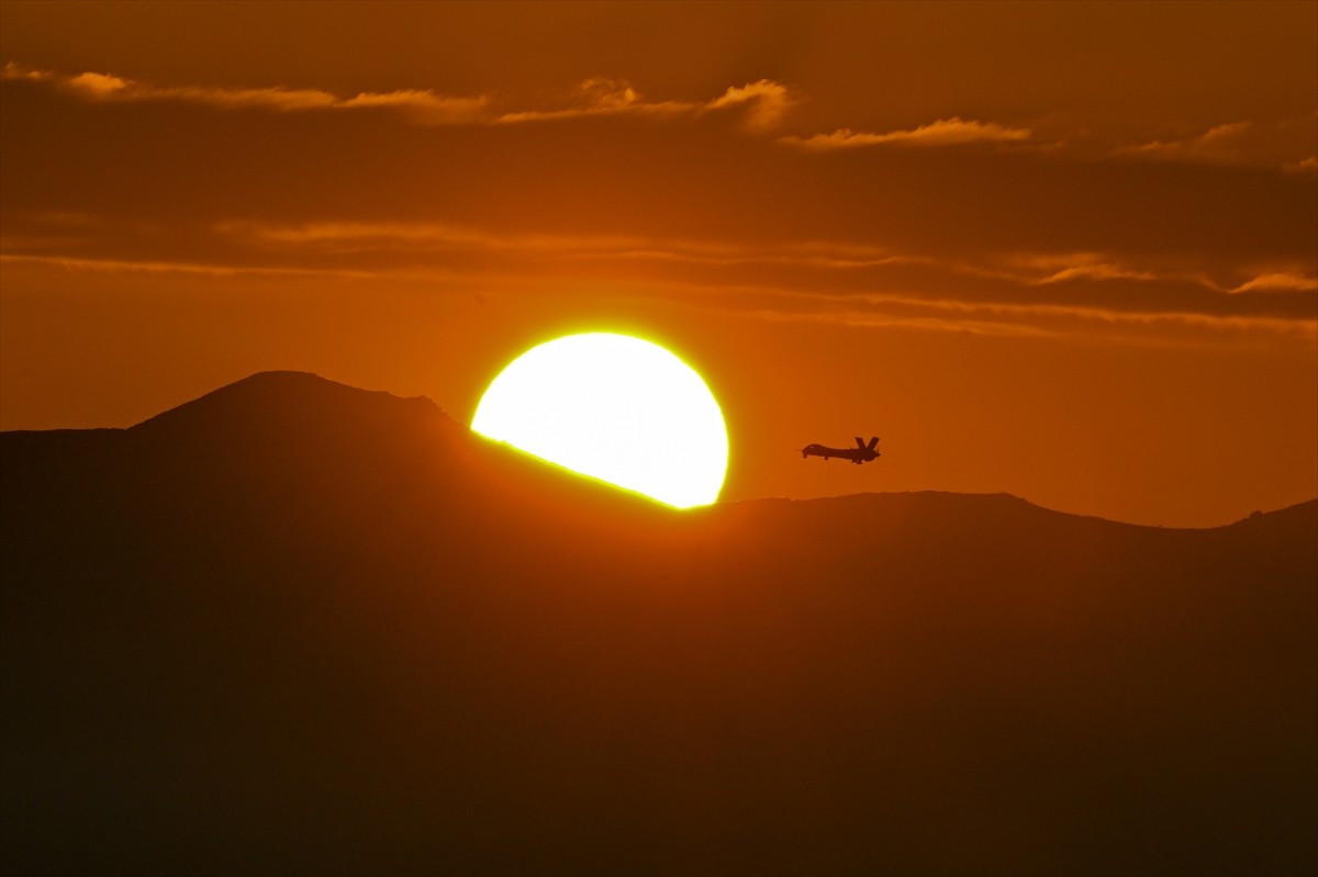 Anadolu Ajansının (AA) "Yılın Kareleri" oylaması sonuçlandı. Roketsan, Lifebox ve Sony'nin...