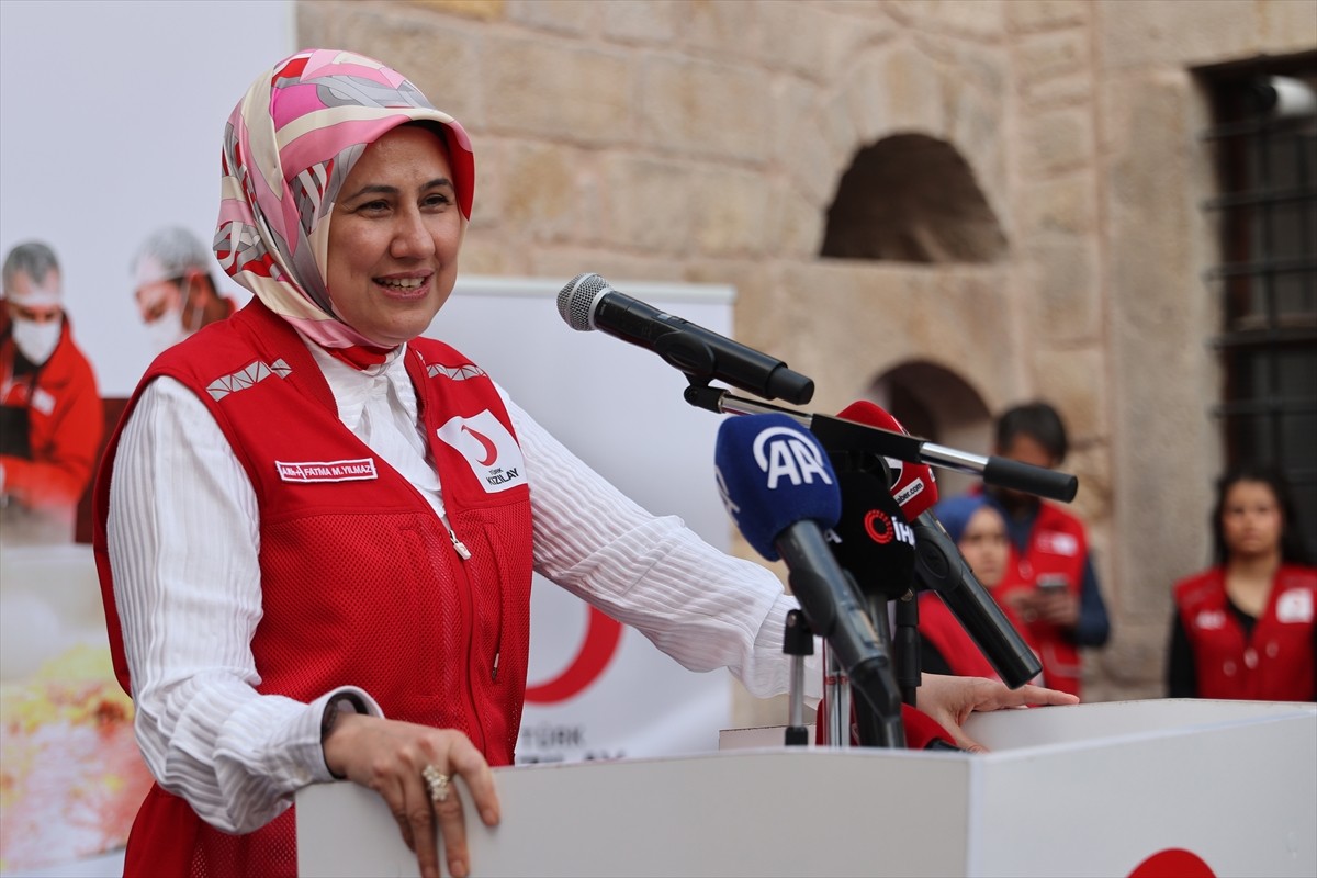 Aşevleriyle yıl boyunca binlerce ihtiyaç sahibine ulaşan Türk Kızılay, 46'ncı aşevini Nevşehir'de...