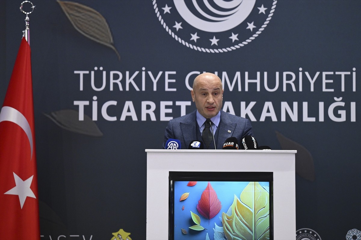 Avrupa'nın en büyük ayakkabı fuarı olma özelliği taşıyan 72. Uluslararası Ayakkabı Moda (AYMOD)...