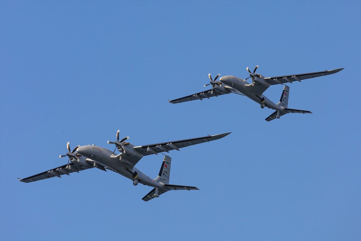 Baykar tarafından milli ve özgün olarak geliştirilen Bayraktar AKINCI Taarruzi İnsansız Hava Aracı...