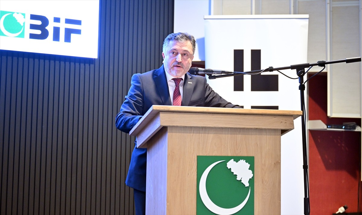 Belçika İslam Federasyonu, başkent Brüksel'de iftar programı düzenledi. Federasyon Başkanı...