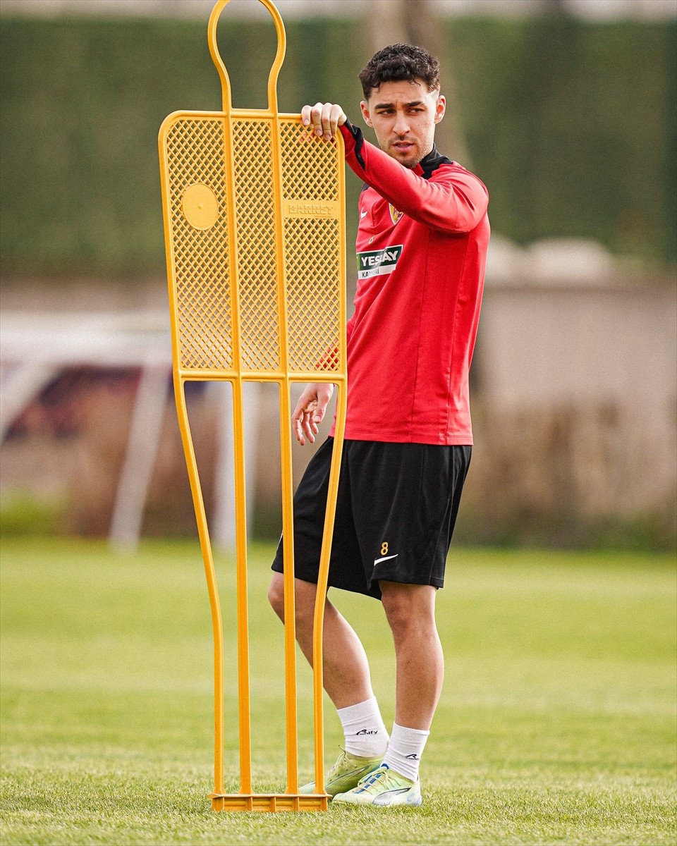 Bellona Kayserispor, Trendyol Süper Lig'in 29. haftasında Atakaş Hatayspor ile sahasında...