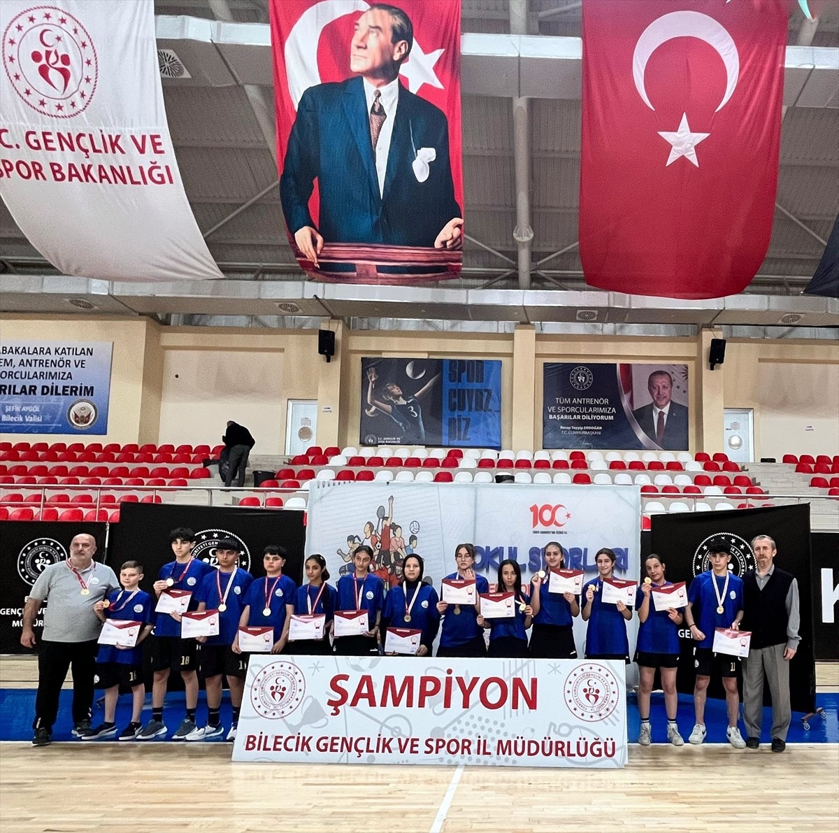 Bilecik'te düzenlenen Gençler, Yıldızlar Korfbol Karma Grup Müsabakaları tamamlandı.