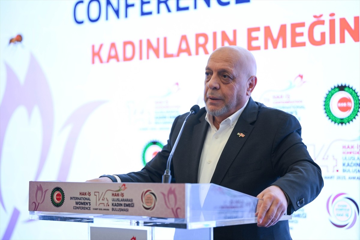 Çalışma ve Sosyal Güvenlik Bakanı Vedat Işıkhan, HAK-İŞ Konfederasyonunca, "14. Uluslararası Kadın...