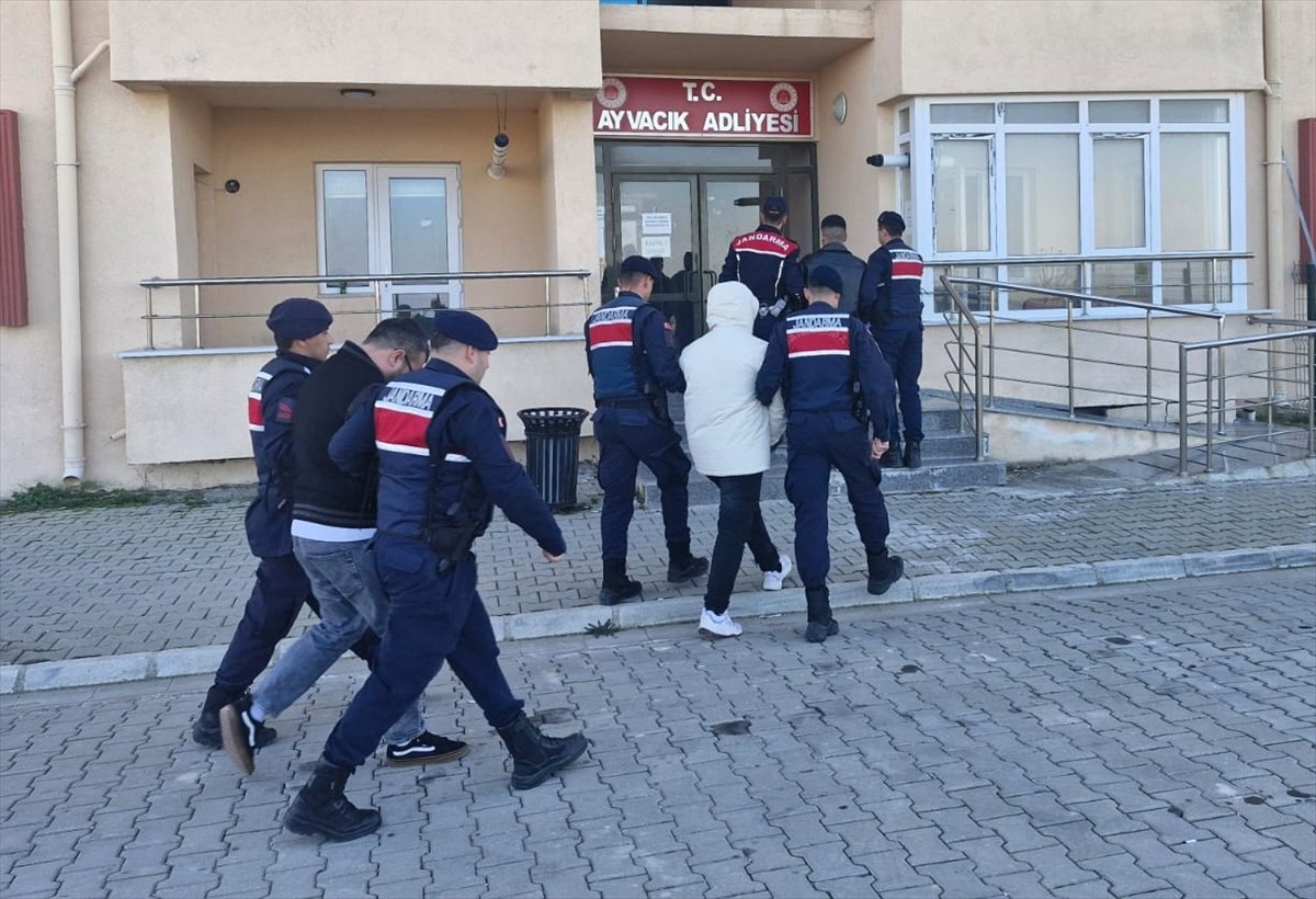 Çanakkale'nin Ayvacık ilçesinde darbedildikten sonra fenalaşan kişi hayatını kaybetti. Olayla...