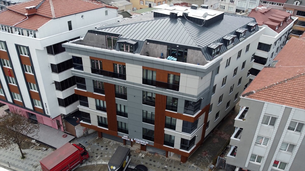 Çevre, Şehircilik ve İklim Değişikliği Bakanlığının İstanbul'da kentsel dönüşüm için başlattığı...