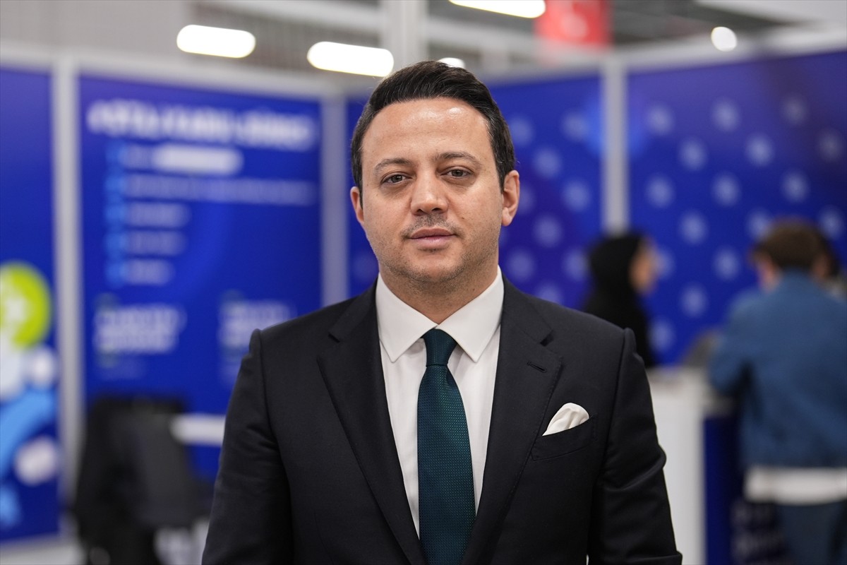 Cumhurbaşkanlığı İletişim Başkanlığı koordinasyonunda gençlere yönelik hazırlanan "Devlet...