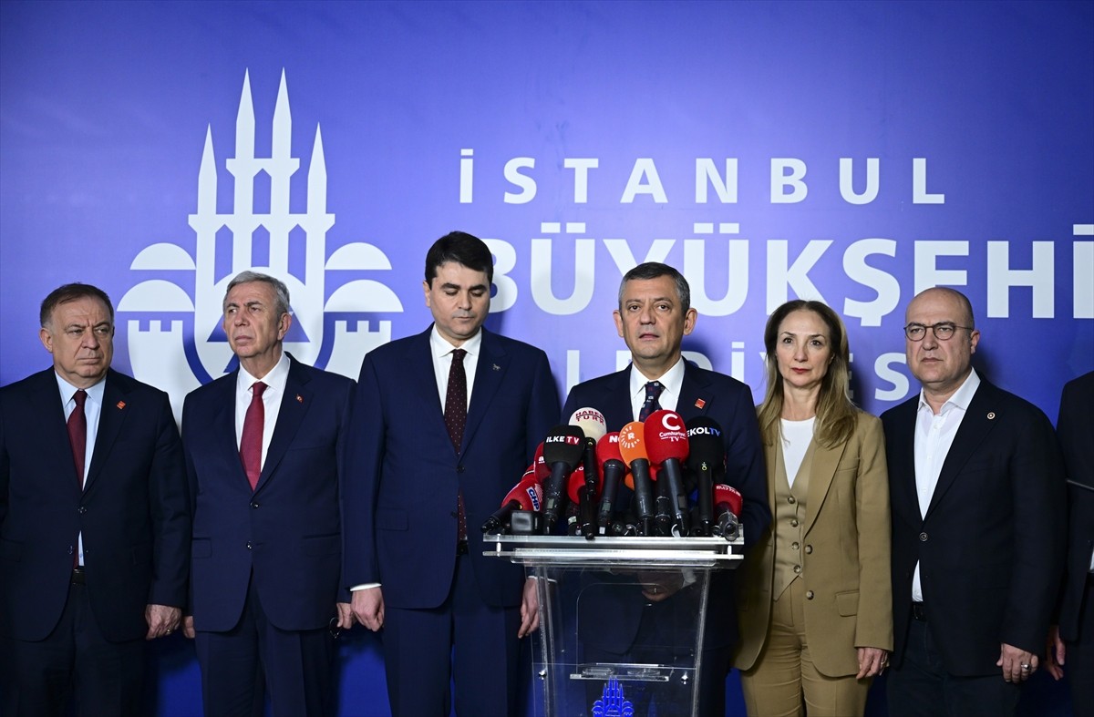 Demokrat Parti (DP) Genel Başkanı Gültekin Uysal (sol 3), İBB Başkanı Ekrem İmamoğlu'nun...