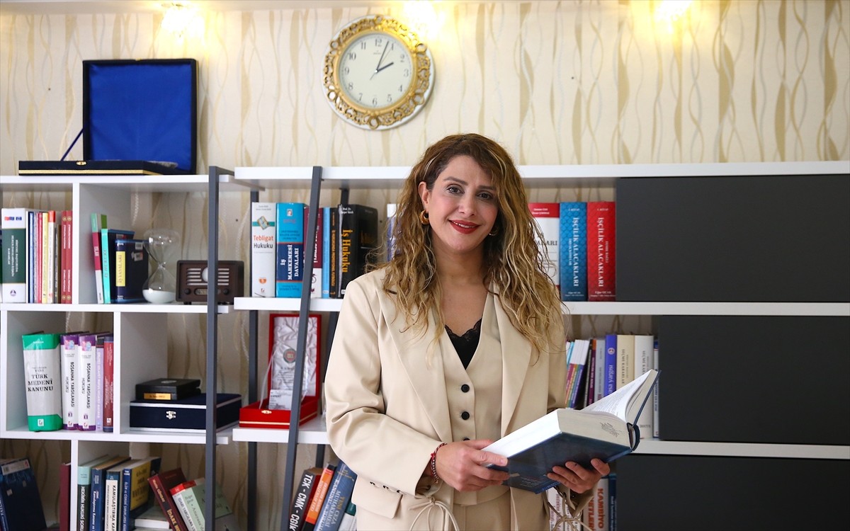 Diyarbakır'da geçen yıl kiracısını, yasal şartlarda kirada artırım yapmasına rağmen arayarak ve...