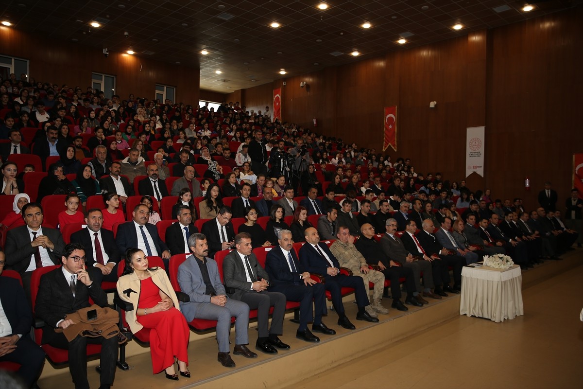 Diyarbakır'da "İstiklal Marşı’nın Kabulü ve Mehmet Akif Ersoy'u Anma Günü" dolayısıyla programlar...