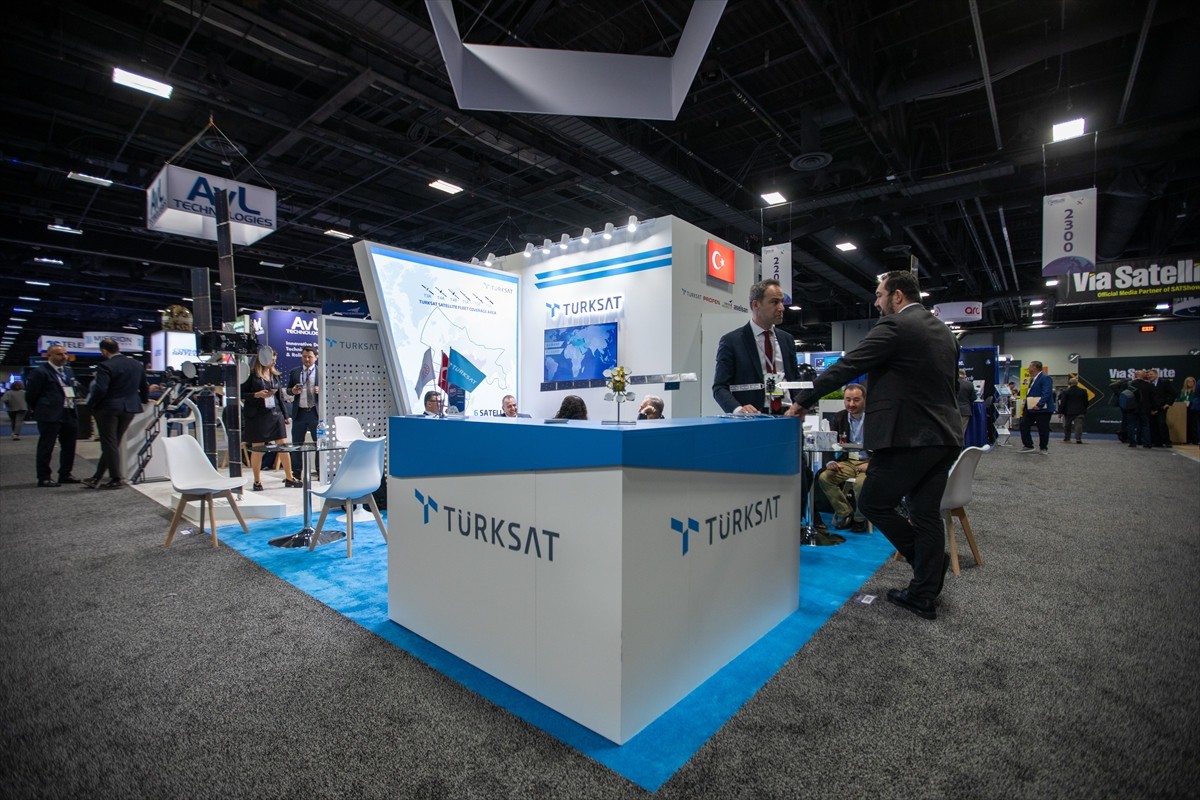 Dünyanın önde gelen uydu üreticileri ve operatörleri, uydu sektörünün geleceğine yön veren ve...