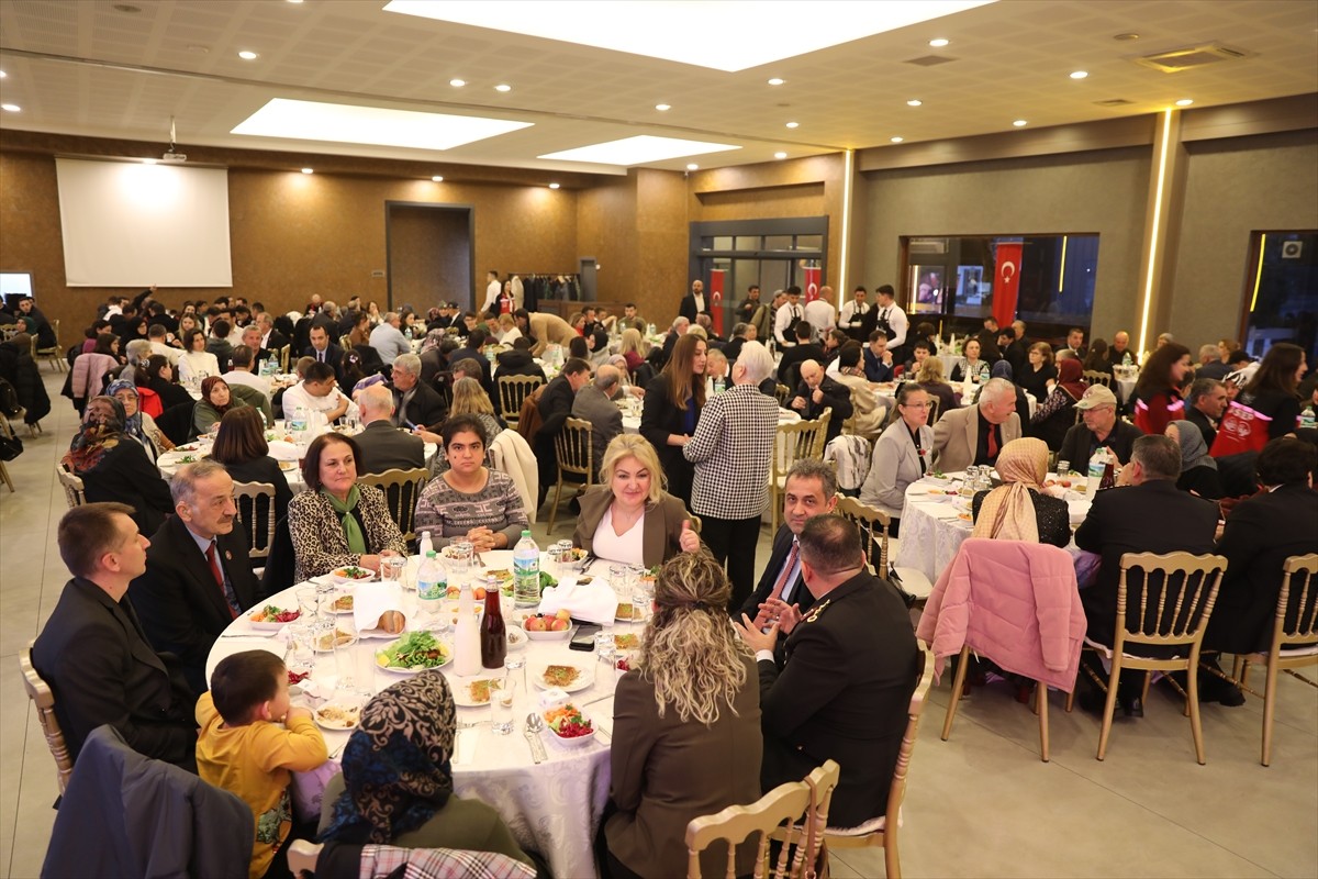 Edirne Valiliğince, 18 Mart Şehitleri Anma Günü ve Çanakkale Deniz Zaferi'nin 110. yıl dönümü...