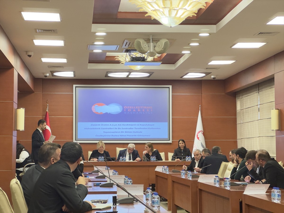 Elektrik Üretim Anonim Şirketine (EÜAŞ) ait Ankara'daki Kesikköprü Hidroelektrik Santrali (HES)...