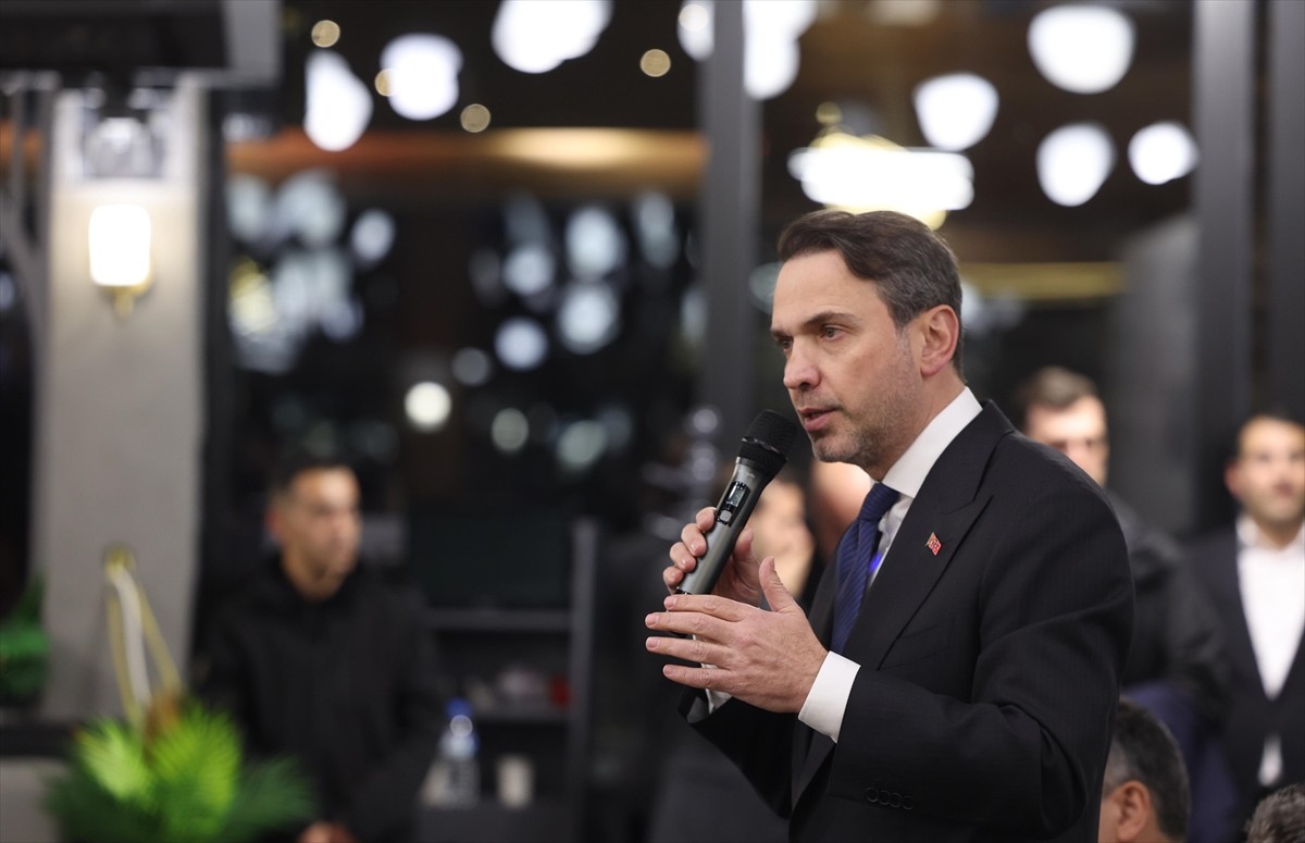 Enerji ve Tabii Kaynaklar Bakanı Alparslan Bayraktar, Erzurum programı kapsamında düzenlenen iftar...