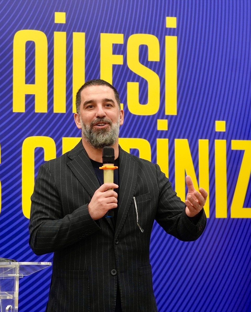 Eyüpspor Kulübü, Ramazan ayı dolayısıyla iftar yemeğinde bir araya geldi. Eyüpsultan Kültür...