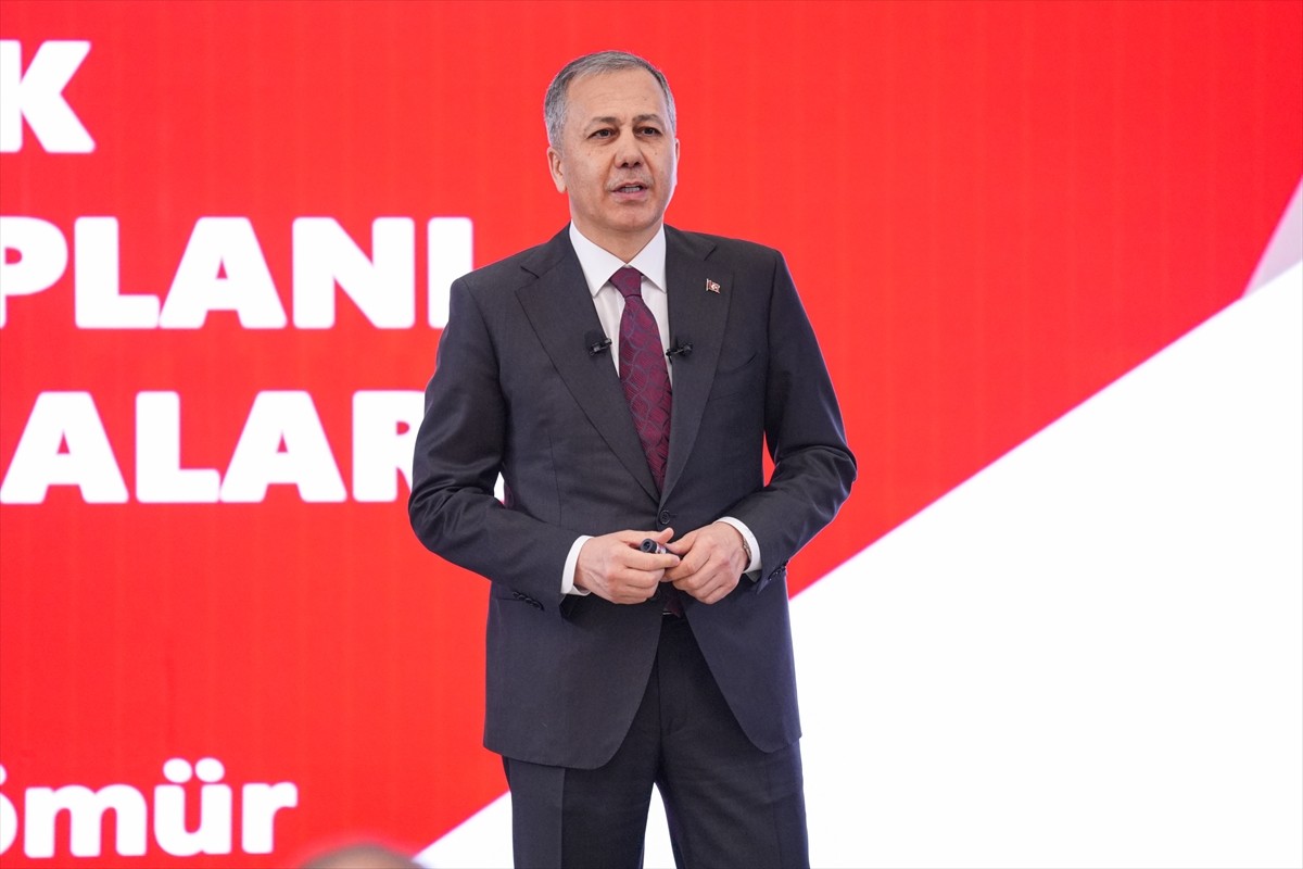 İçişleri Bakanı Ali Yerlikaya, İstanbul Fuar Merkezi'ndeki MOTOBIKE İstanbul 2025 Fuarı'nın açılış...