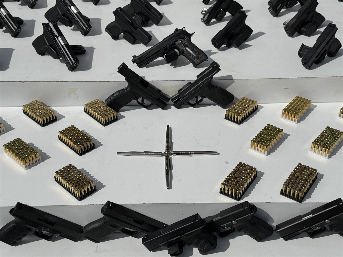 İstanbul Emniyet Müdürlüğü Organize Suçlarla Mücadele Şube Müdürlüğü ekiplerince, İstanbul'da iki...