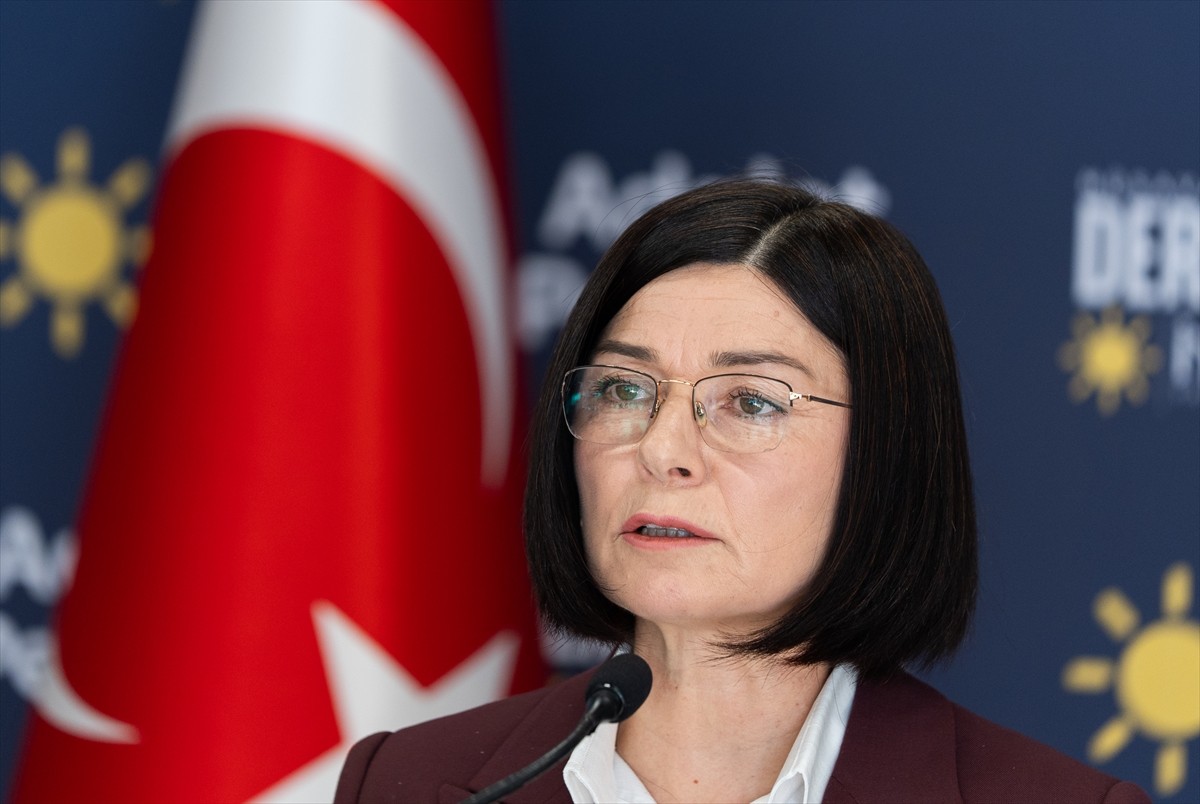 İYİ Parti Genel Başkan Yardımcısı Kevser Ofluoğlu, 8 Mart Dünya Kadınlar Günü dolayısıyla parti...