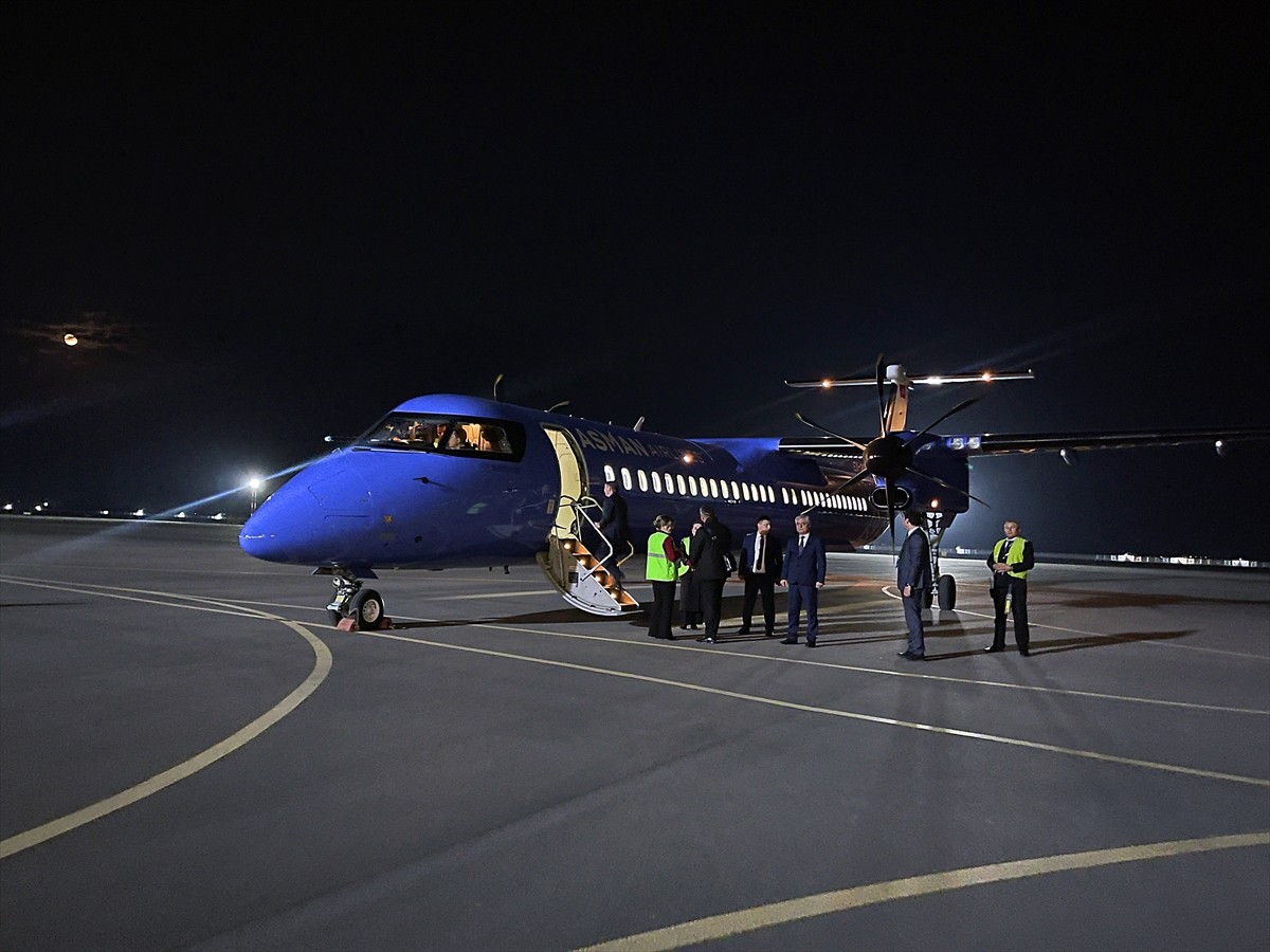 Kırgızistan'da geçen yıl kurulan ulusal hava yolu şirketi Asman Airlines ilk uluslararası uçuşunu...