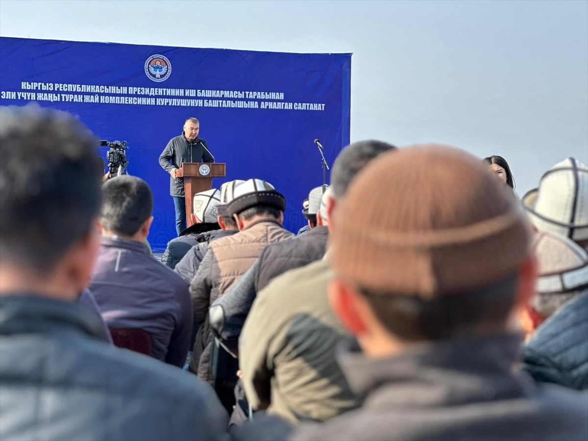 Kırgızistan ve Tacikistan arasında imzalanan sınır anlaşması doğrultusunda Tacikistan'a...