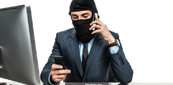 Kocaeli'de 'Hacı Baba' ile Dini Duygular İstismar Edildi: 2 Milyon TL Dolandırıldılar