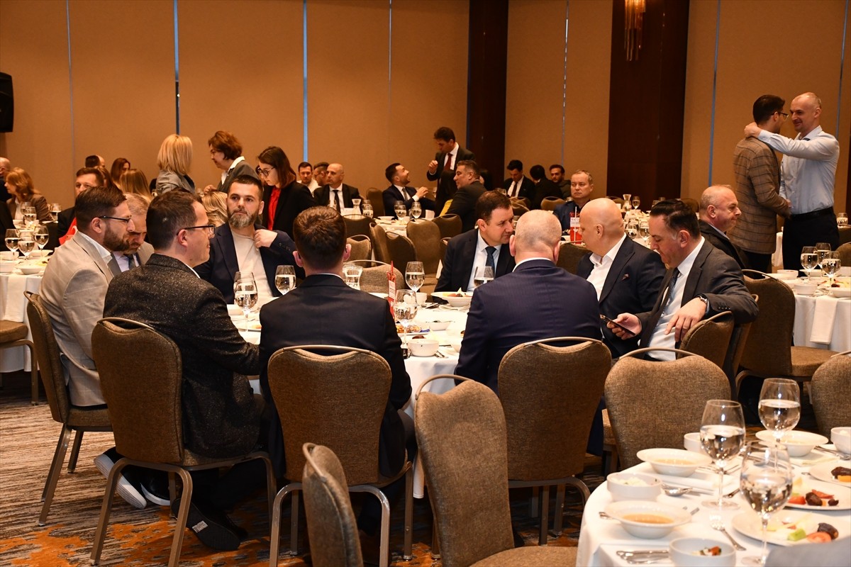 Makedonya-Türkiye Ticaret Odası (MATTO) tarafından başkent Üsküp'te iftar programı düzenlendi....