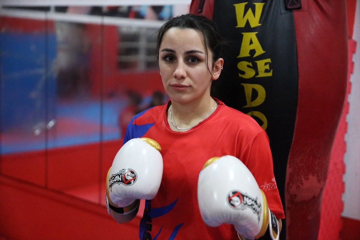 Ordulu milli sporcu Berna Tut, Çin'de yapılacak Wushu Kungfu Dünya Kupası'nda altın madalya...