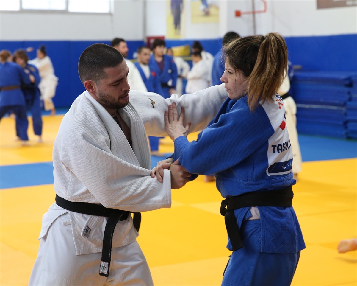Paralimpik Judo Milli Takımı, Gürcistan'ın başkenti Tiflis'te 24-25 Mart'ta gerçekleştirilecek...