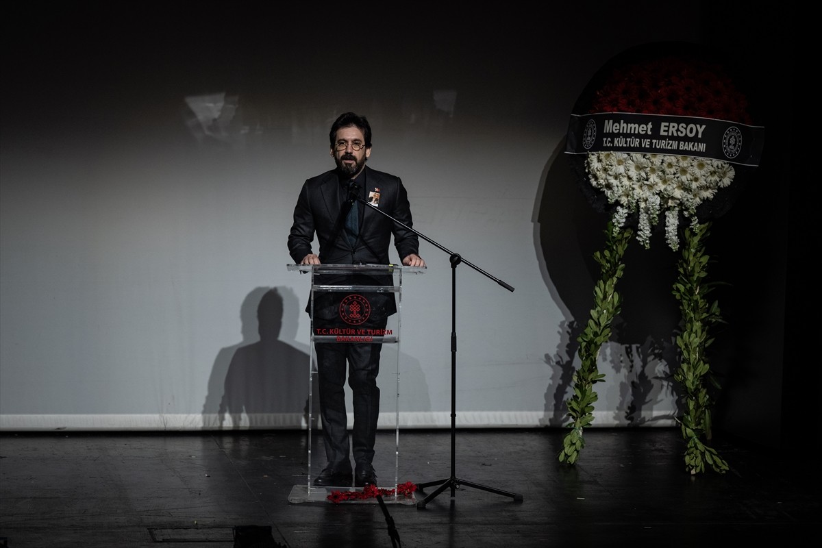 "Kurtlar Vadisi", "Ekmek Teknesi" ve "Deli Yürek"in aralarında olduğu unutulmaz dizilere ve...