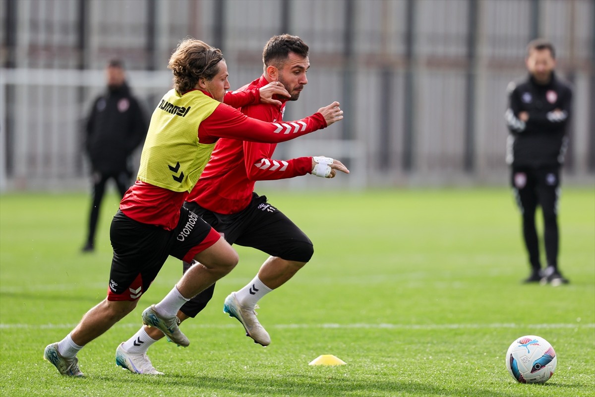 Reeder Samsunspor, Trendyol Süper Lig'in 29. haftasında sahasında oynayacağı Kasımpaşa...