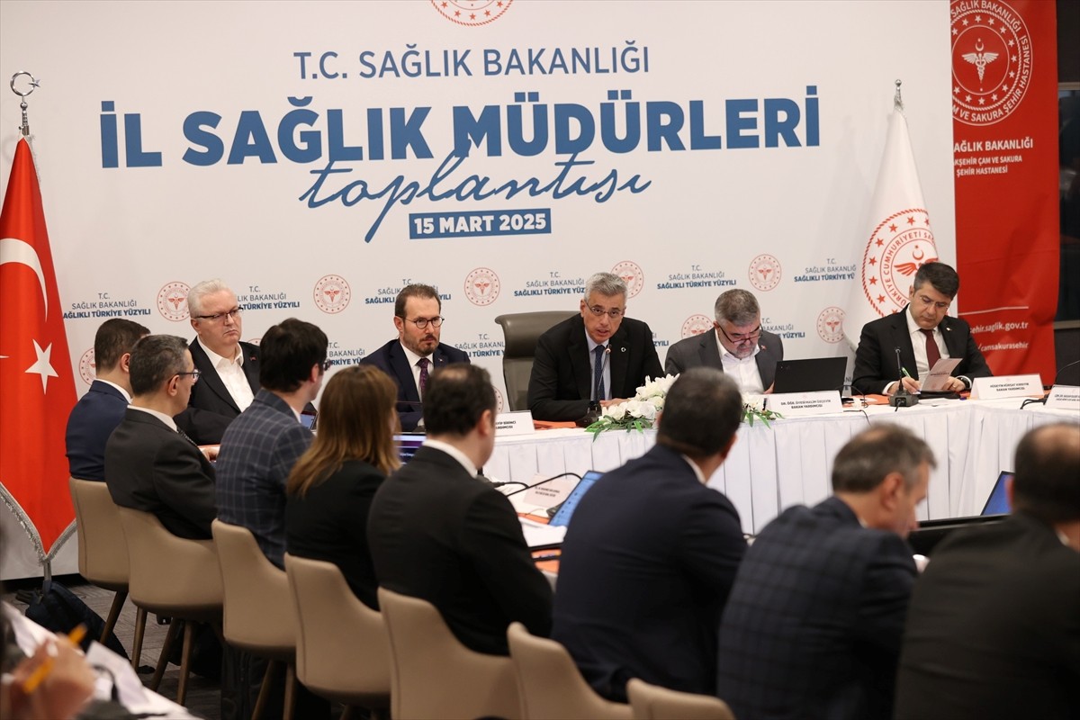 Sağlık Bakanı Kemal Memişoğlu başkanlığında, 81 ilden sağlık müdürlerinin katılımıyla Başakşehir...