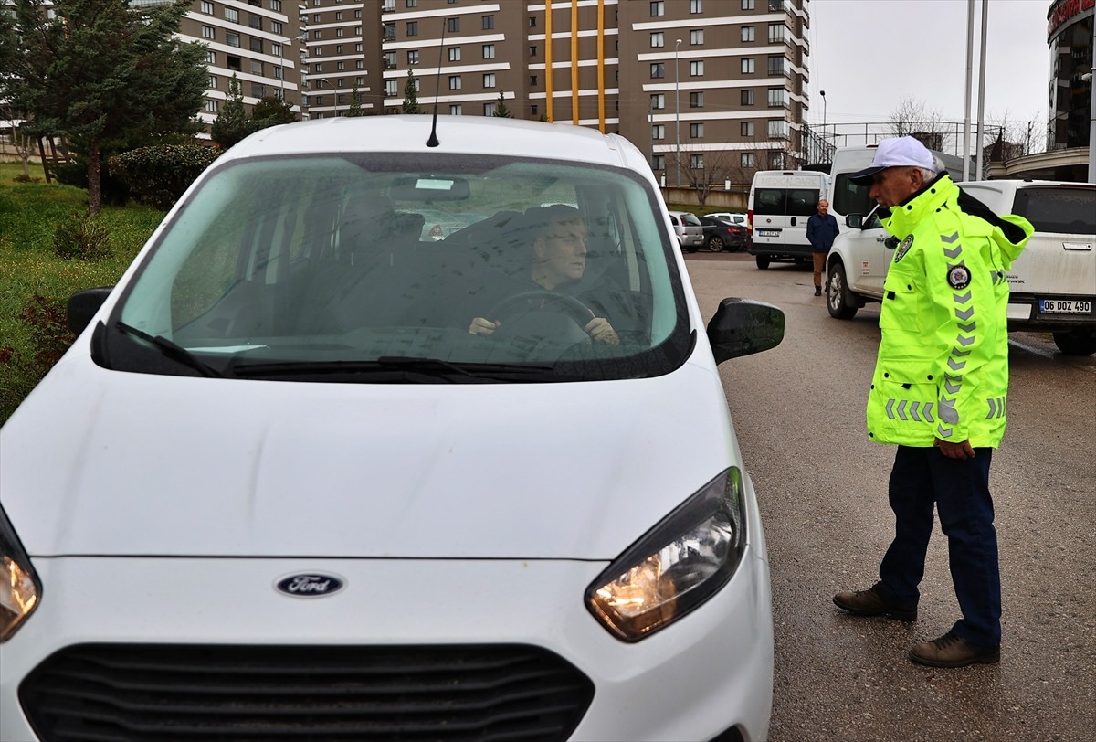 Samsun Atakum Huzurevi Yaşlı Bakım ve Rehabilitasyon Merkezinde kalan 68 yaşındaki Ahmet Gün'ün...