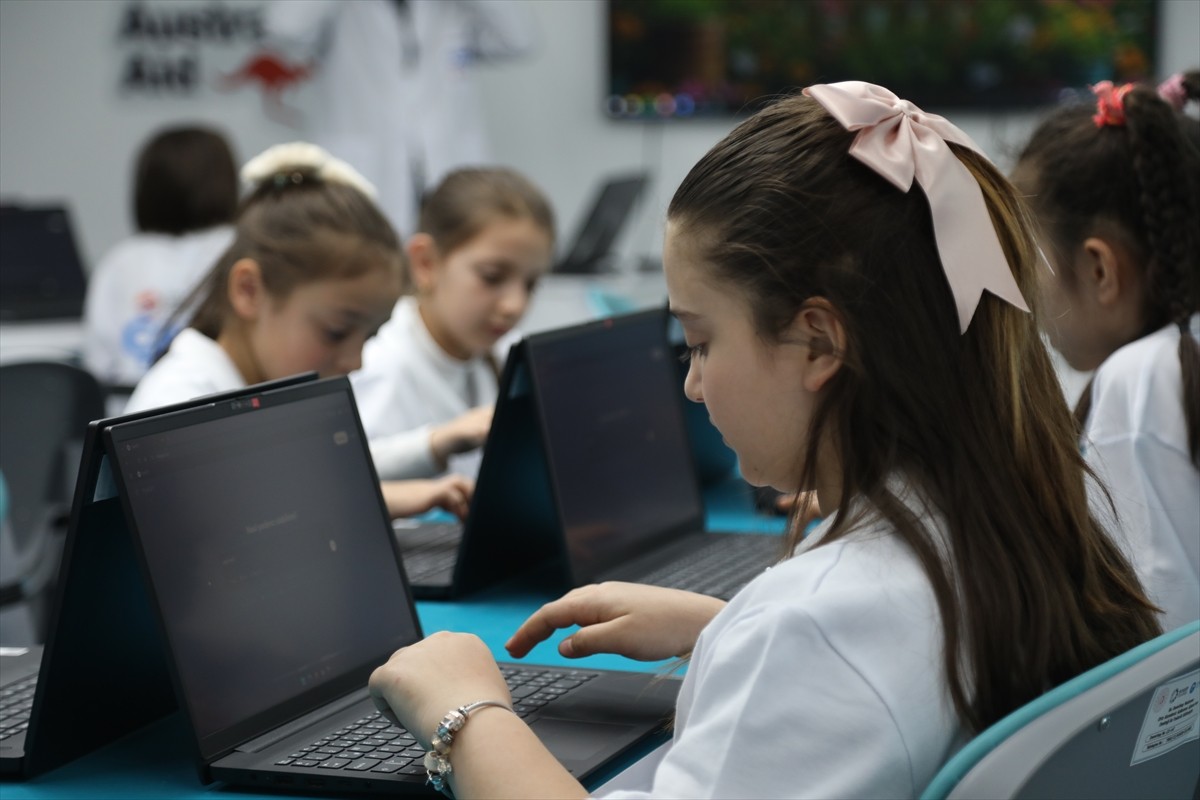 Samsun Canik Belediyesi öncülüğünde, Türkiye Teknoloji Takımı Vakfı (T3 Vakfı) ve İl Milli Eğitim...