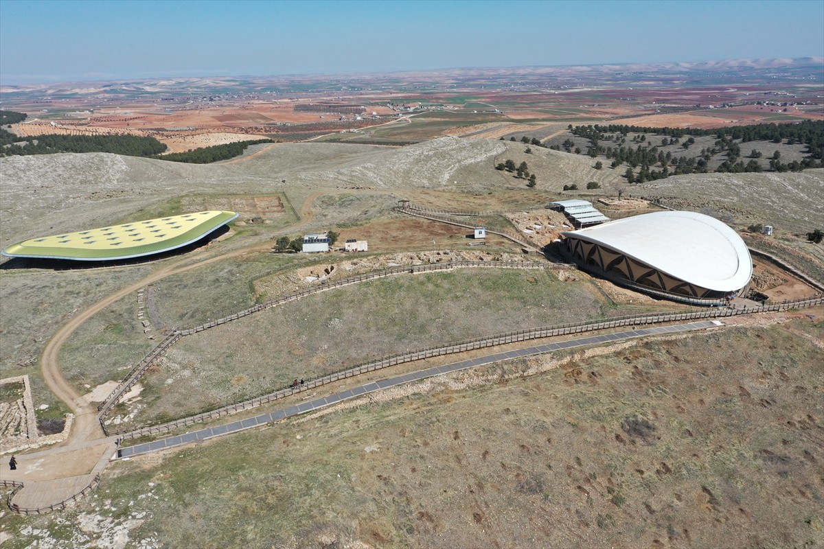 Şanlıurfa'da 12 bin yıllık geçmişiyle "tarihin sıfır noktası" olarak nitelendirilen UNESCO Dünya...