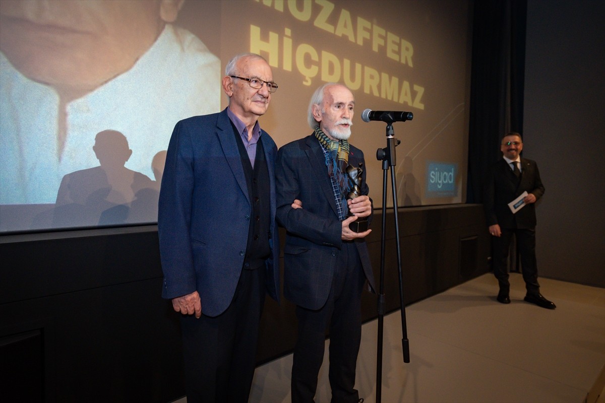 Sinema Yazarları Derneği (SİYAD) tarafından düzenlenen "57. Türkiye Sineması Ödülleri" sahiplerini...