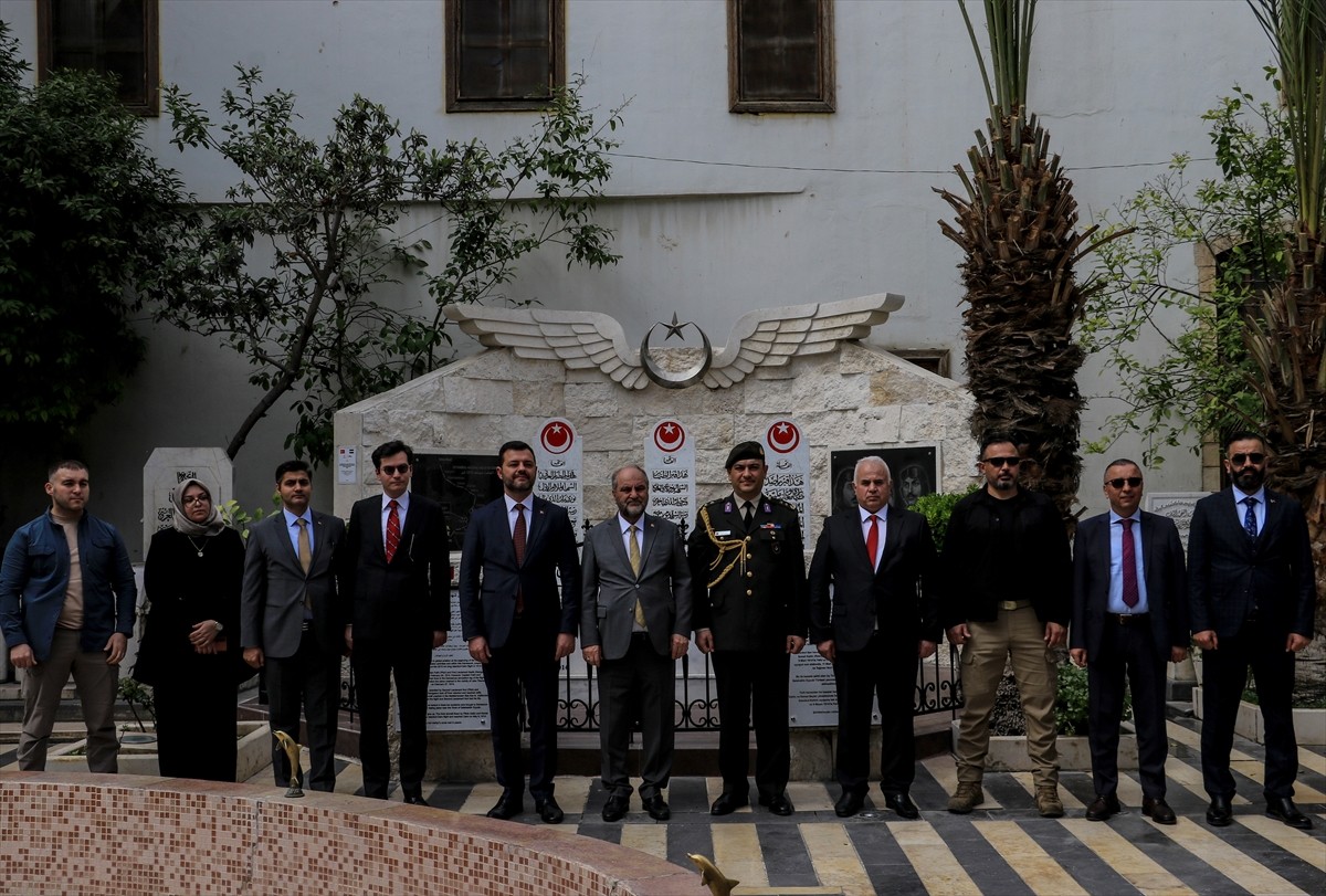 Suriye'nin başkenti Şam’da, 18 Mart Şehitleri Anma Günü ve Çanakkale Deniz Zaferi'nin 110. yıl...