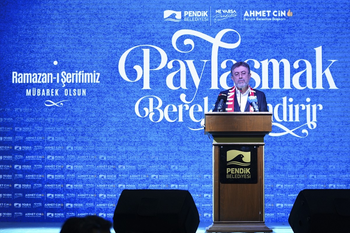 Tarım ve Orman Bakanı İbrahim Yumaklı, Kastamonulular Dayanışma Derneği (KAS-DER) tarafından...