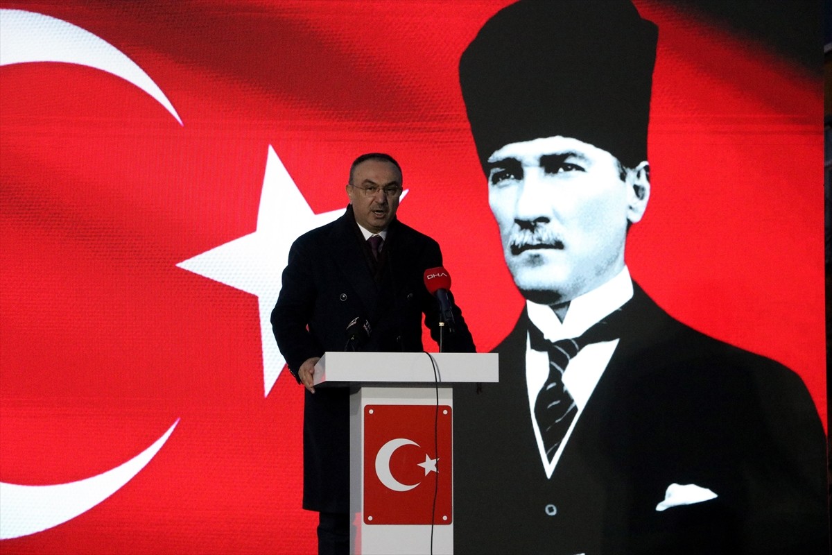 Ticaret Bakanı Ömer Bolat, bir takım ziyaretlerde bulunmak üzere geldiği Tekirdağ'da Ergene...