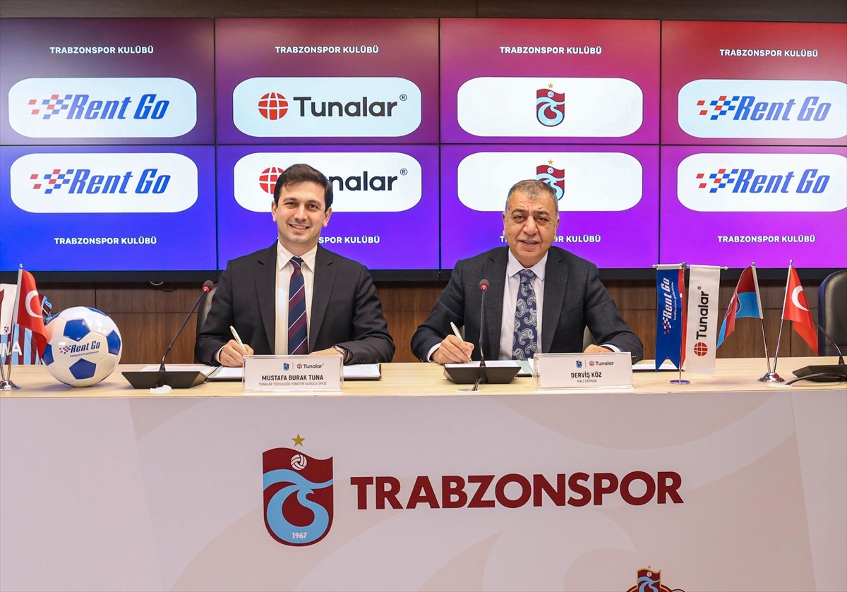 Trabzonspor Kulübü ile Rent Go arasındaki araç kiralama sponsorluğu 3 yıl daha uzatıldı. Papara...