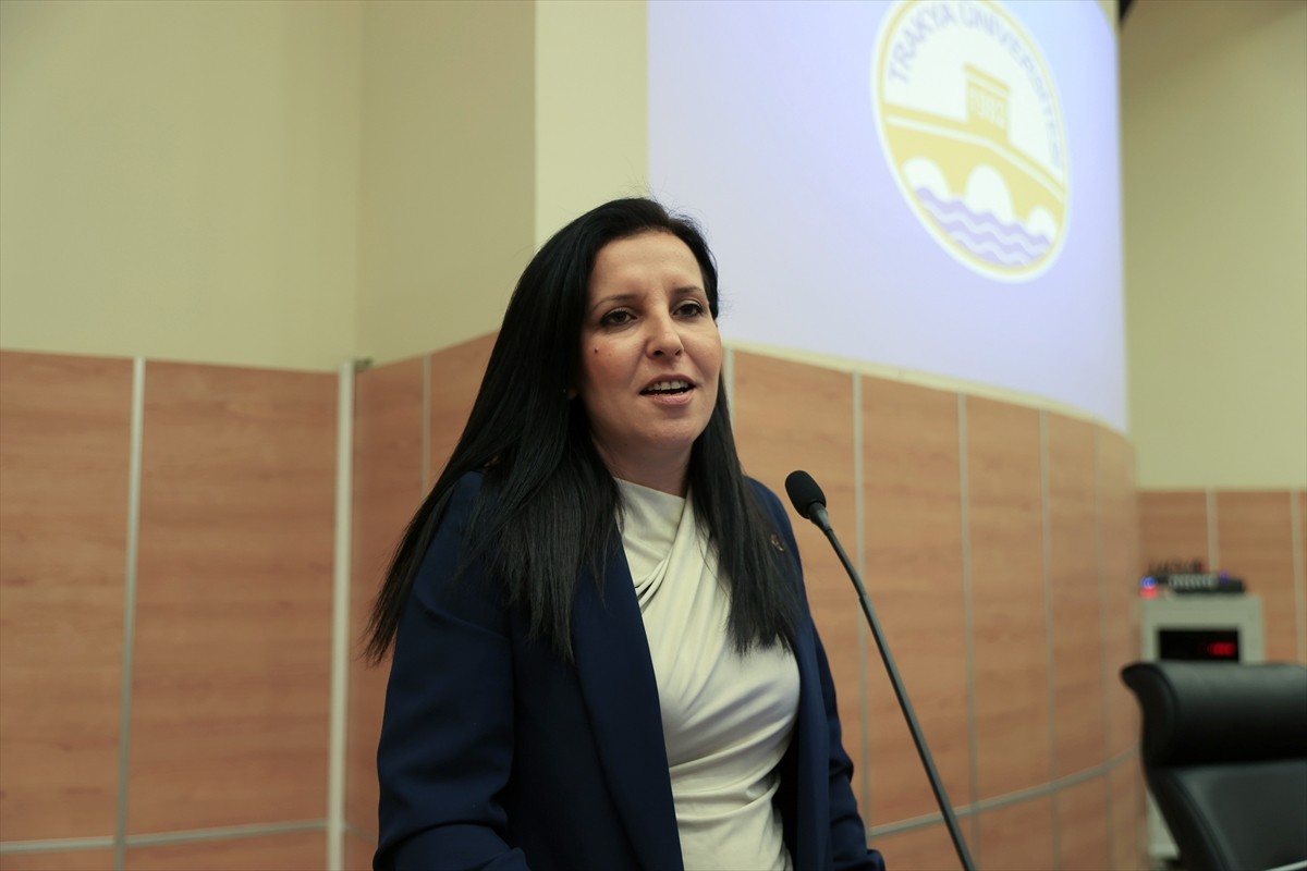 Trakya Üniversitesi'nde (TÜ) 8 Mart Dünya Kadınlar Günü dolayısıyla "İlham Veren Kadınlar ve...