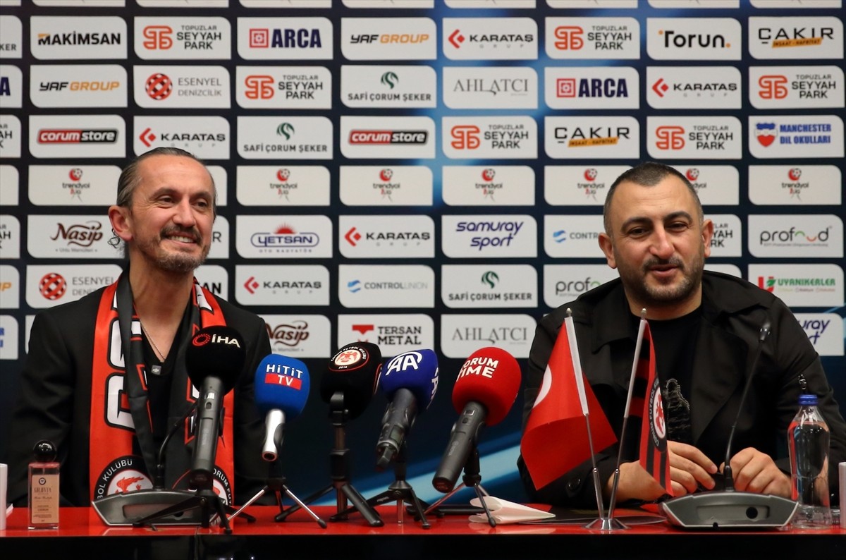 Trendyol 1. Lig ekiplerinden Ahlatcı Çorum FK, teknik direktörlük görevine getirilen Tuncay Şanlı...