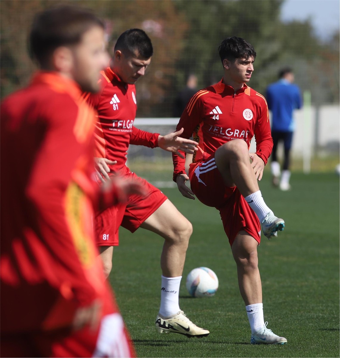 Trendyol Süper Lig'in 28. haftasında Galatasaray'a konuk olacak Onvo Antalyaspor, karşılaşmanın...