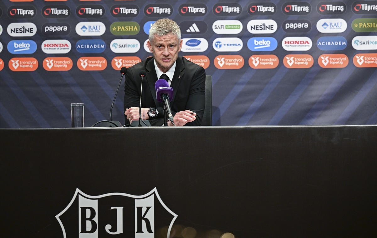 Trendyol Süper Lig'in 29. haftasında Beşiktaş ile Galatasaray, Tüpraş Stadı'nda karşılaştı....