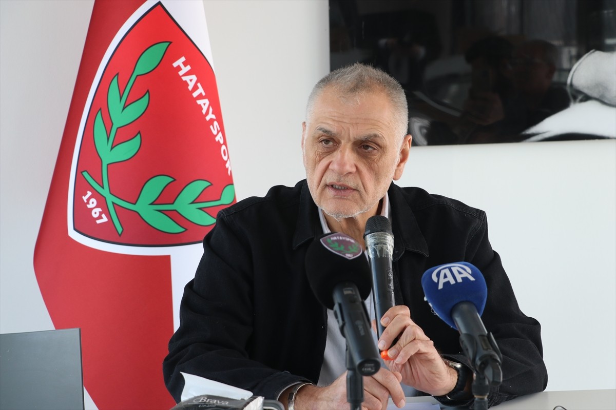 Trendyol Süper Lig ekiplerinden Atakaş Hatayspor'un kulüp başkanı Hikmet Çinçin, Antakya Ticaret...