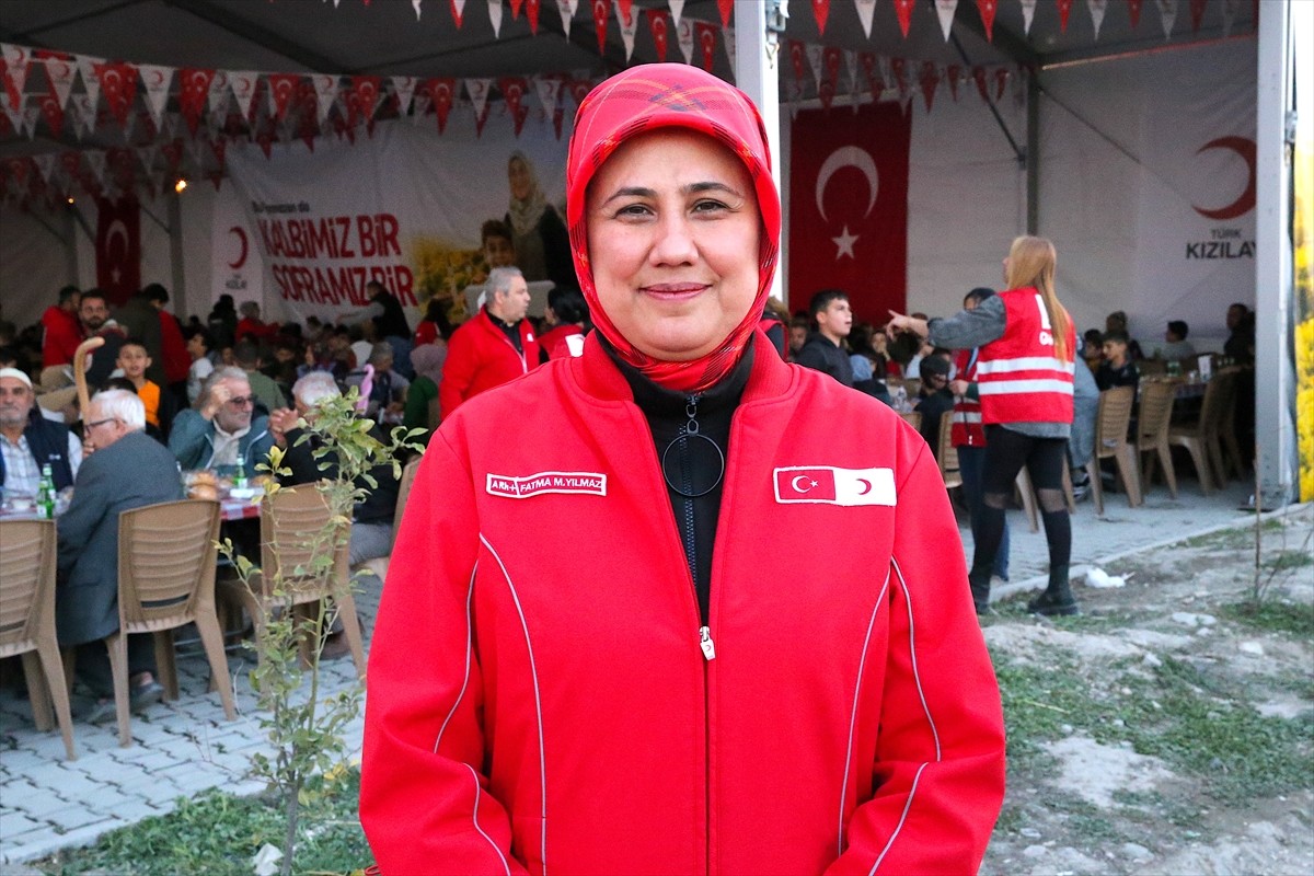 Türk Kızılay Genel Başkanı Fatma Meriç Yılmaz, bir etkinlik kapsamında geldiği Hatay'da AA...