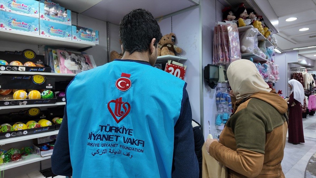 Türkiye Diyanet Vakfı (TDV), ramazan vesilesiyle düzenlediği kampanya kapsamında Lübnan'ın birçok...