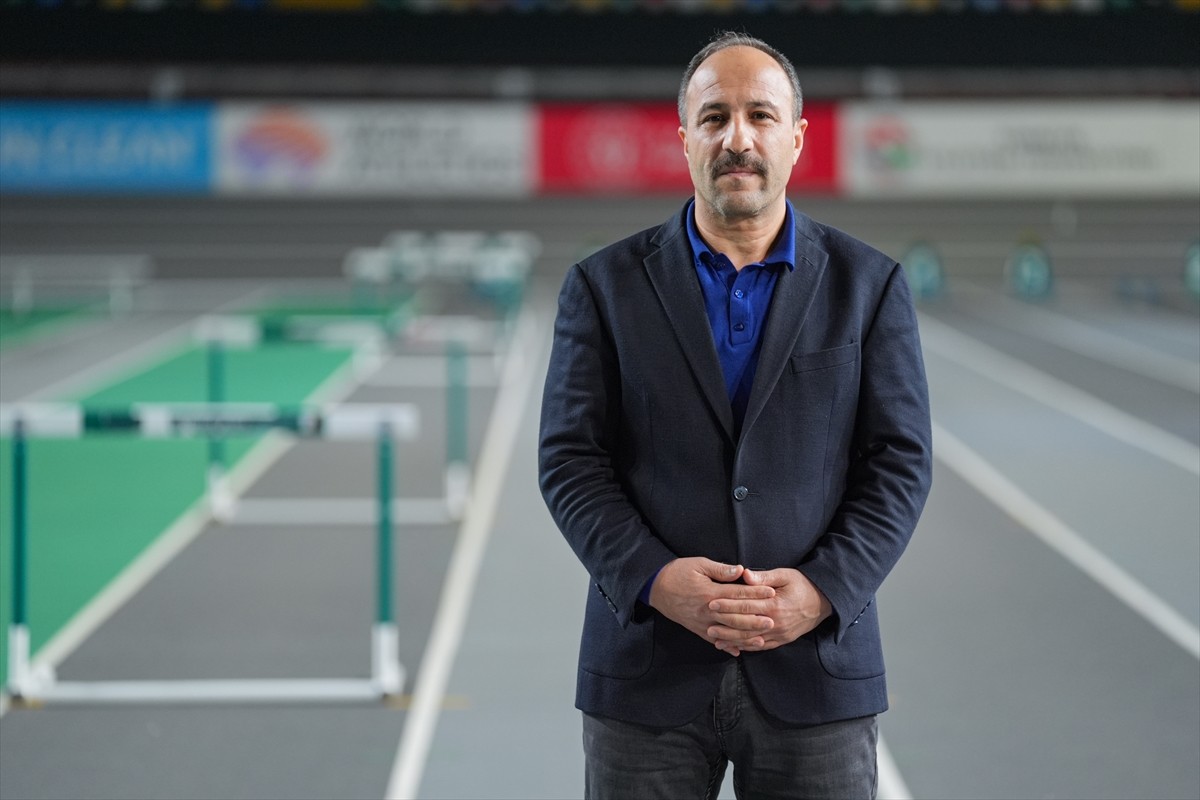 Türkiye Özel Sporcular Spor Federasyonu Asbaşkanı Ensar Kurt, Finlandiya'nın başkenti Helsinki'de...