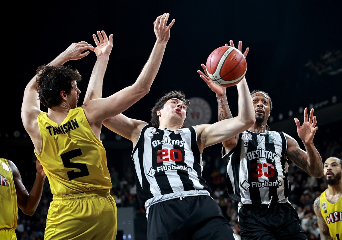 Türkiye Sigorta Basketbol Süper Ligi'nin 20. haftasında Mersin Spor ile Beşiktaş Fibabanka...